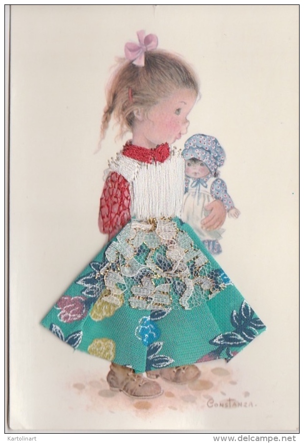 PETITE FILLE, POUPEE - Embroidered