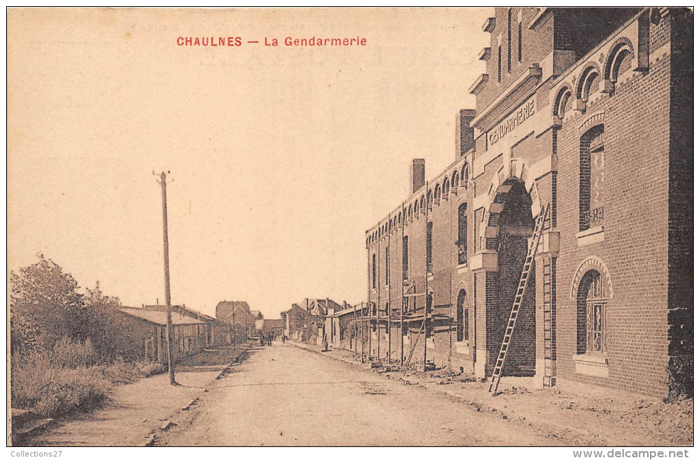 80-CHAULNES- LA GENDARMERIE - Chaulnes