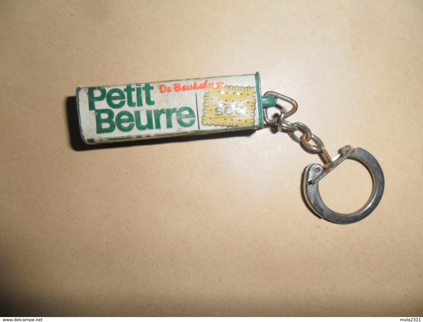 ANCIEN PORTE-CLE / PUB  PETIT BEURRE DE BEUKELAER - Porte-clefs