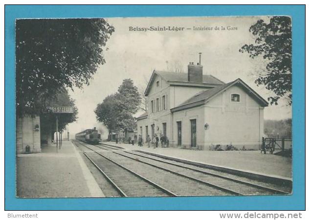 CPA Chemin De Fer Arrivée Du Train Gare BOISSY-SAINT-LEGER 94 - Boissy Saint Leger