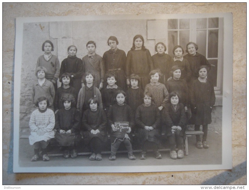 Photo De Classe St Germain Des Champs élèves En Sabots Dpt Yonne (1 Sur L'ardoise) - Non Classés