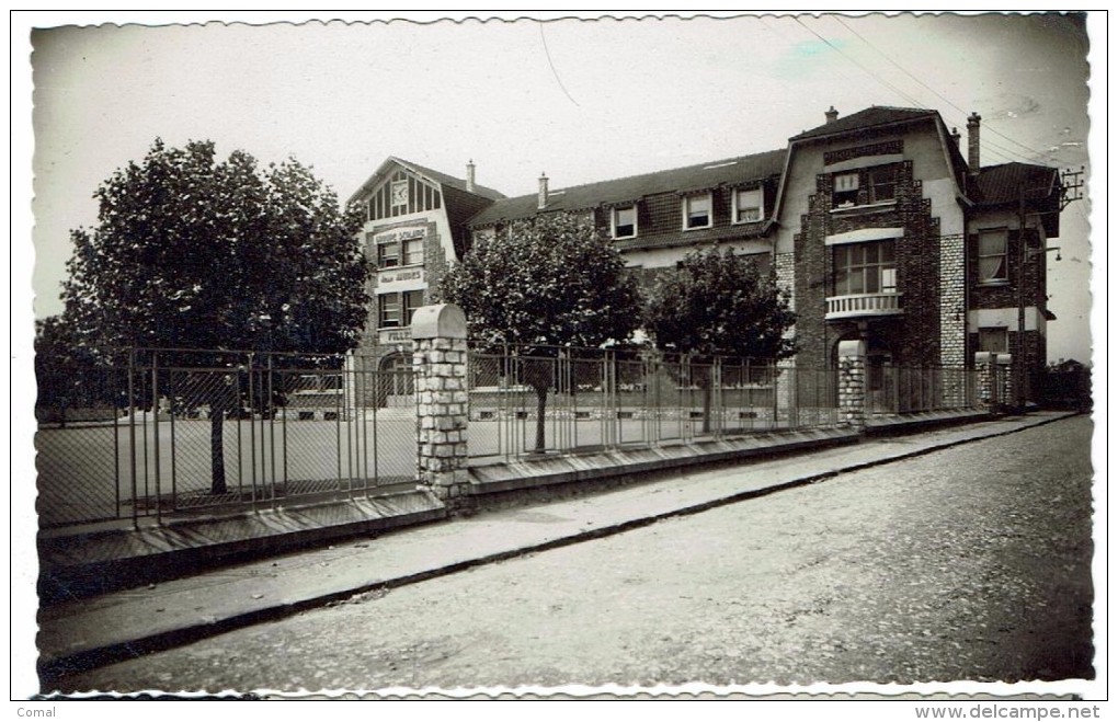 CPSM - 95 -SAINT GRATIEN -Ecole De Filles- Groupe Jean Jaurès - - Saint Gratien