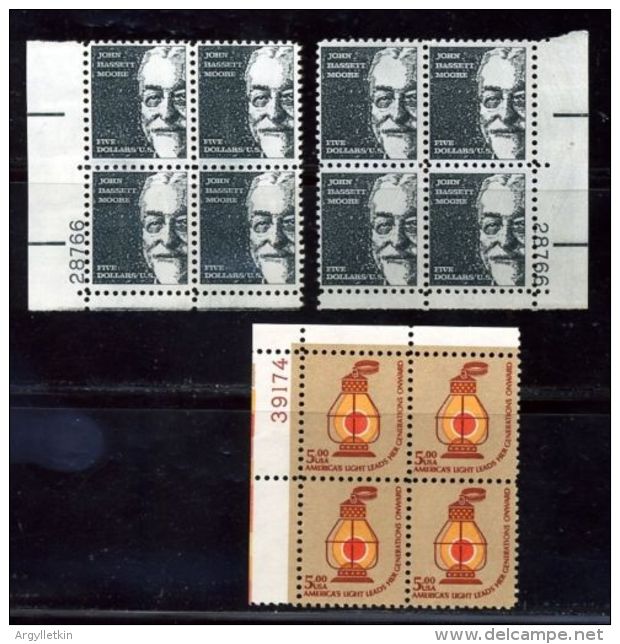 USA PLATE BLOCKS $5 1966 AND 1979 - Bandes & Multiples