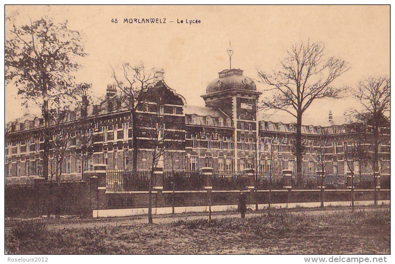 MORLANWELZ : Le Lycée - Morlanwelz