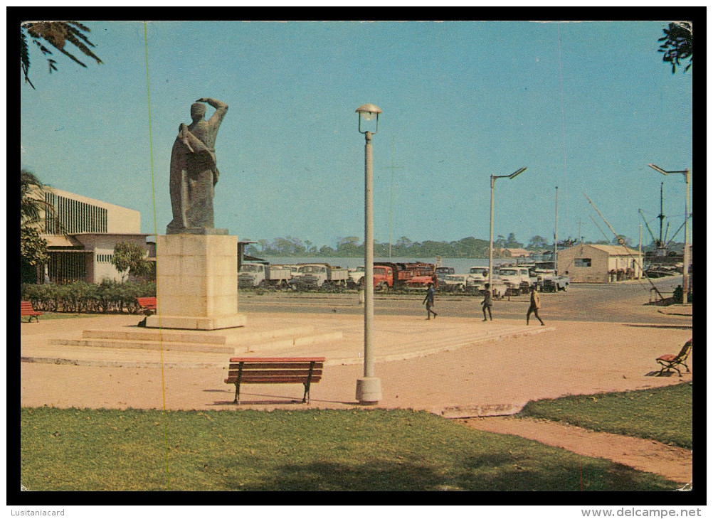 BISSAU - ESTATUAS - Monumento A Diogo Cão(Ed. Casa Mendes Nº AB 5 )  Carte Postale - Guinea-Bissau