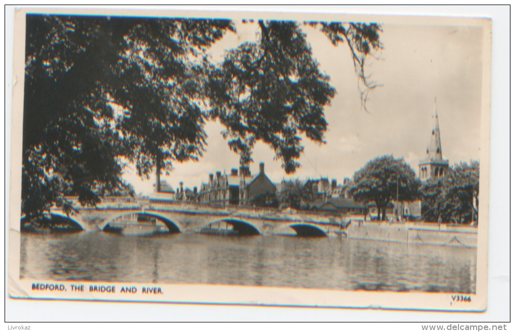Angleterre, Bedford, Bridge And River, RéF. : V3366, Dos Divisé, A Circulé En 1952, Ed. Photochrom & Co - Bedford