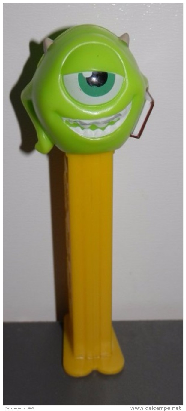 DISTRIBUTEUR PEZ - Pez