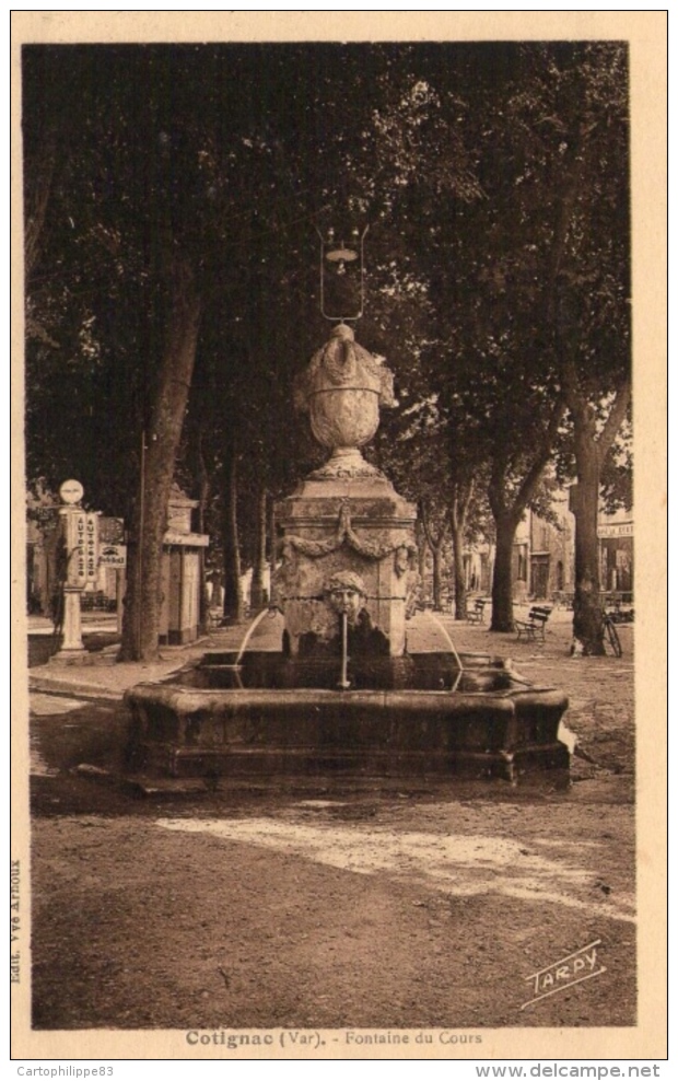 VAR 83 COTIGNAC   FONTAINE DU COURS AVEC POMPE A ESSENCE - Cotignac