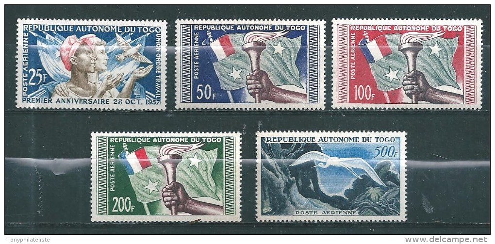 Togo  PA De 1957  N°24 A 28  Neufs **  (cote 30€) - Nuovi