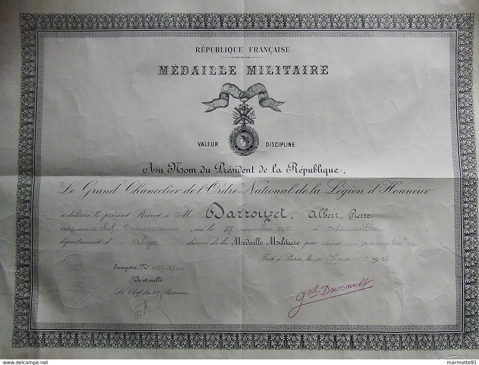 DIPLOME BREVET MEDAILLE MILITAIRE POUR ADJUDANT CHEF TRANSMISSIONS 1952 - Documents