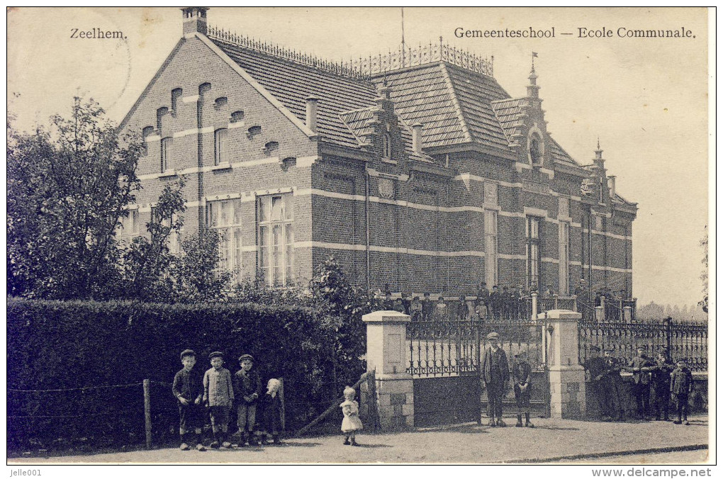 Zeelhem Zelem Halen Gemeenteschool  1914 Veel Volk - Halen