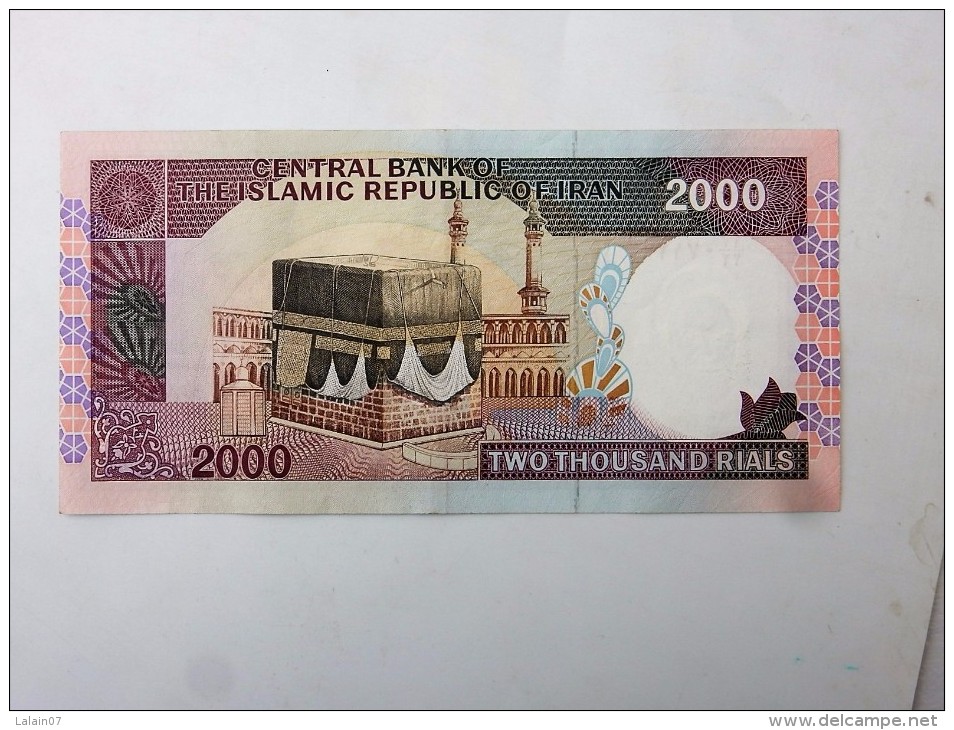 IRAN : Billet De 2000 Rials, - Etat Neuf - Iran