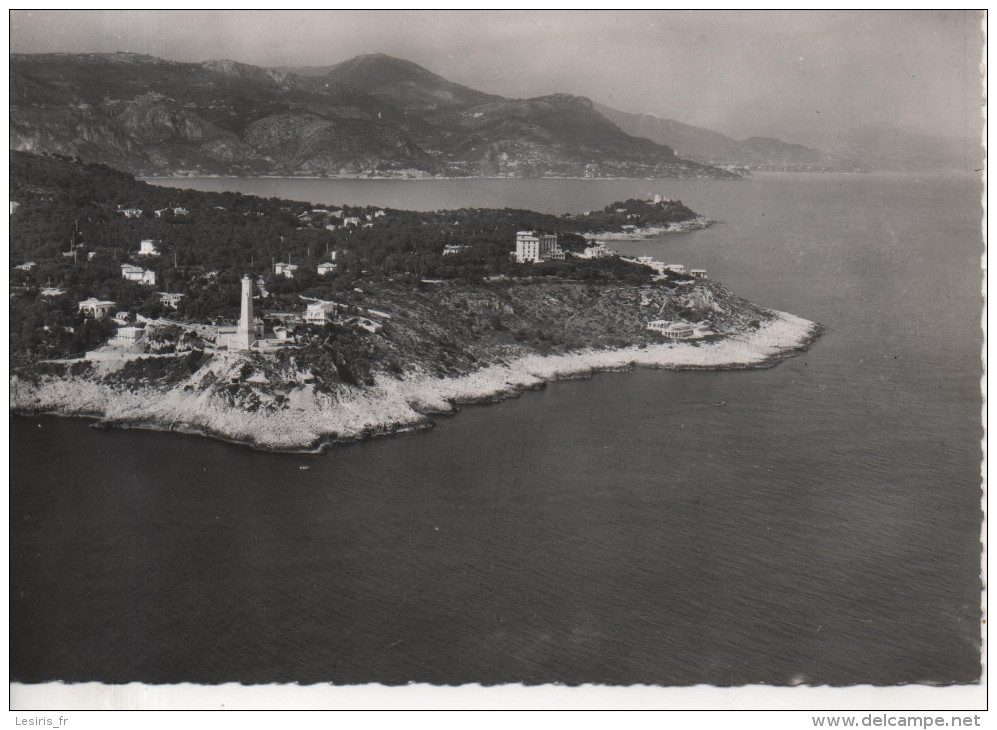 CP - PHOTO - SAINT JEAN CAP FERRAT - VUE SUR LE CAP FERRAT - LE PHARE - LE GRAND HOTEL ET LA POINTE SAINT HOSPICE - 221 - Saint-Jean-Cap-Ferrat