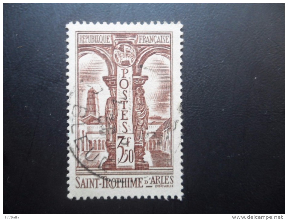 Année 1935 N° 302 Oblitéré Saint Trophisme - Used Stamps