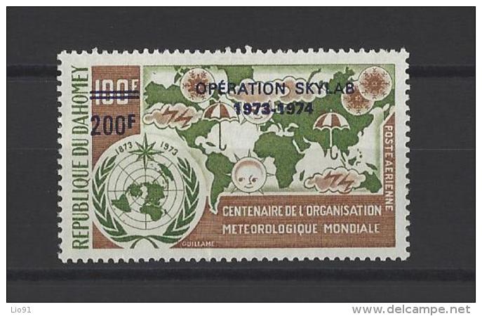 DAHOMEY . YT  PA 203  Neuf **  Opération Skylab. Timbre Surchargé  1974 - Benin – Dahomey (1960-...)