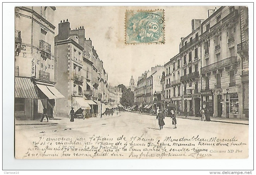 41 Blois La Rue Porte Coté Animée - Blois