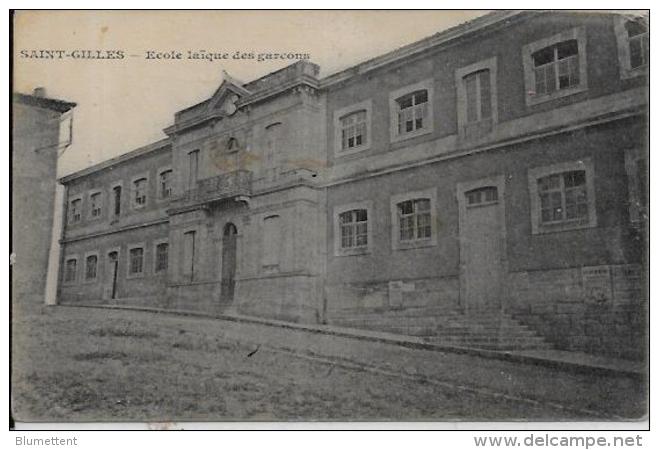 CPA Saint Gilles GARD Circulé école - Saint-Gilles