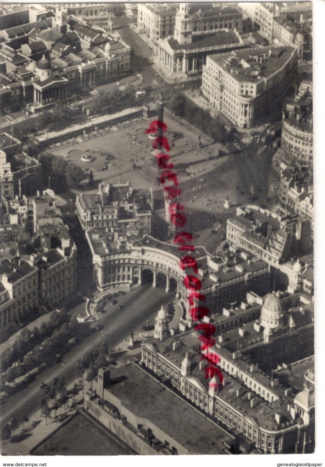 ANGLETERRE - LONDON - LONDRES- TRAFALGAR SQUARE - FROM THE AIR - Trafalgar Square