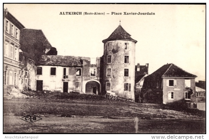 Cp Altkirch Elsaß Haut Rhin, Place Xavier Jourdain - Autres & Non Classés