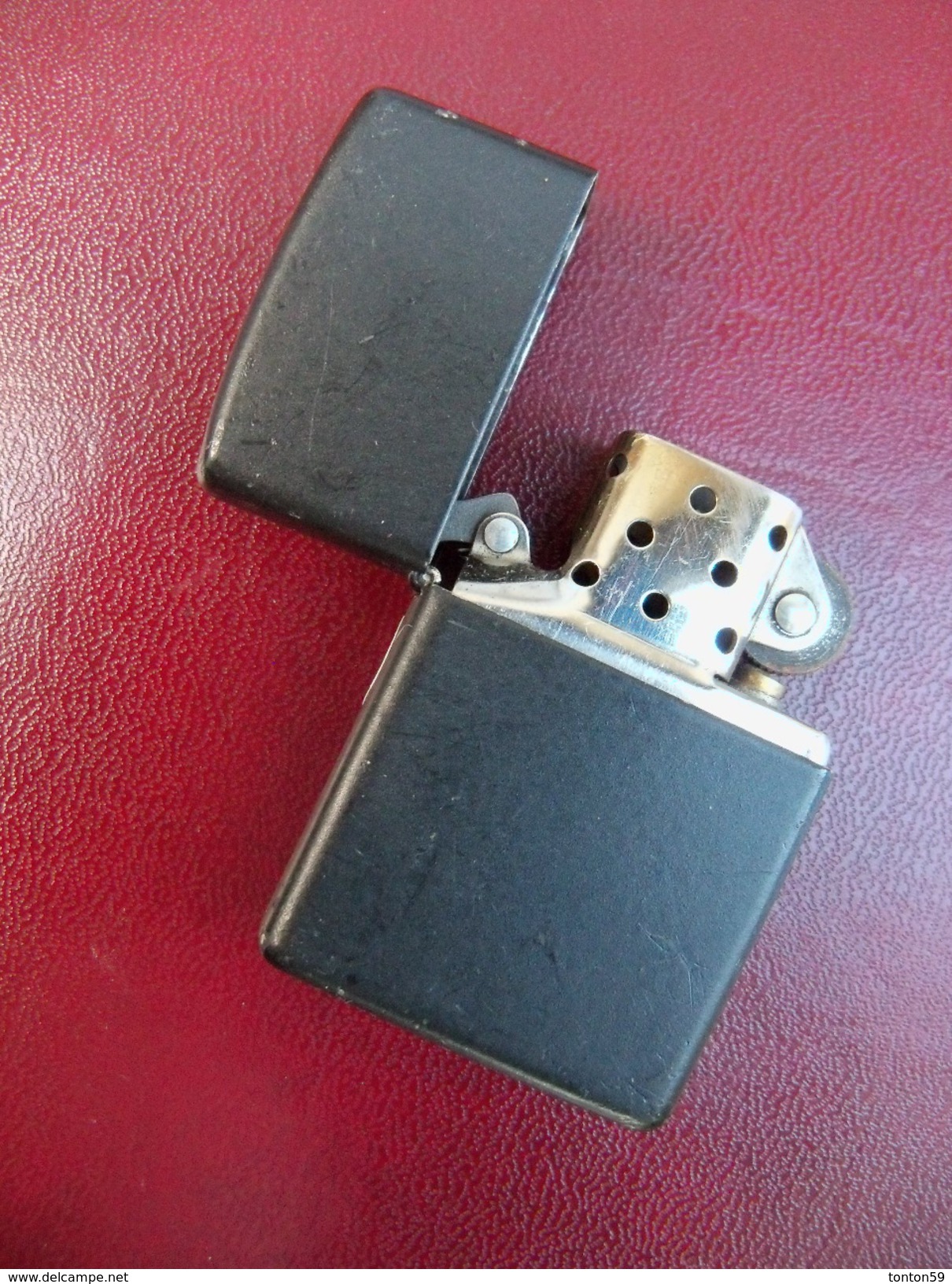 Ancien Briquet ZIPPO Classique Noir Mat - Zippo