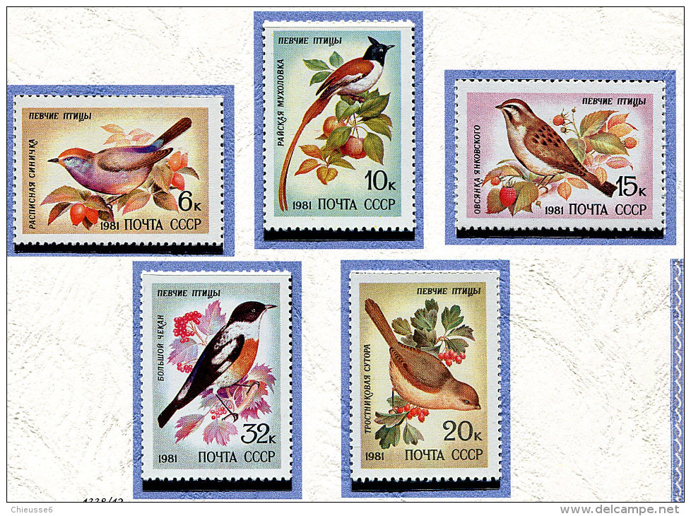 Russie ** N° 4838 à 4842 - Oiseaux Chanteurs - Prix 1,20 € + Port - Neufs