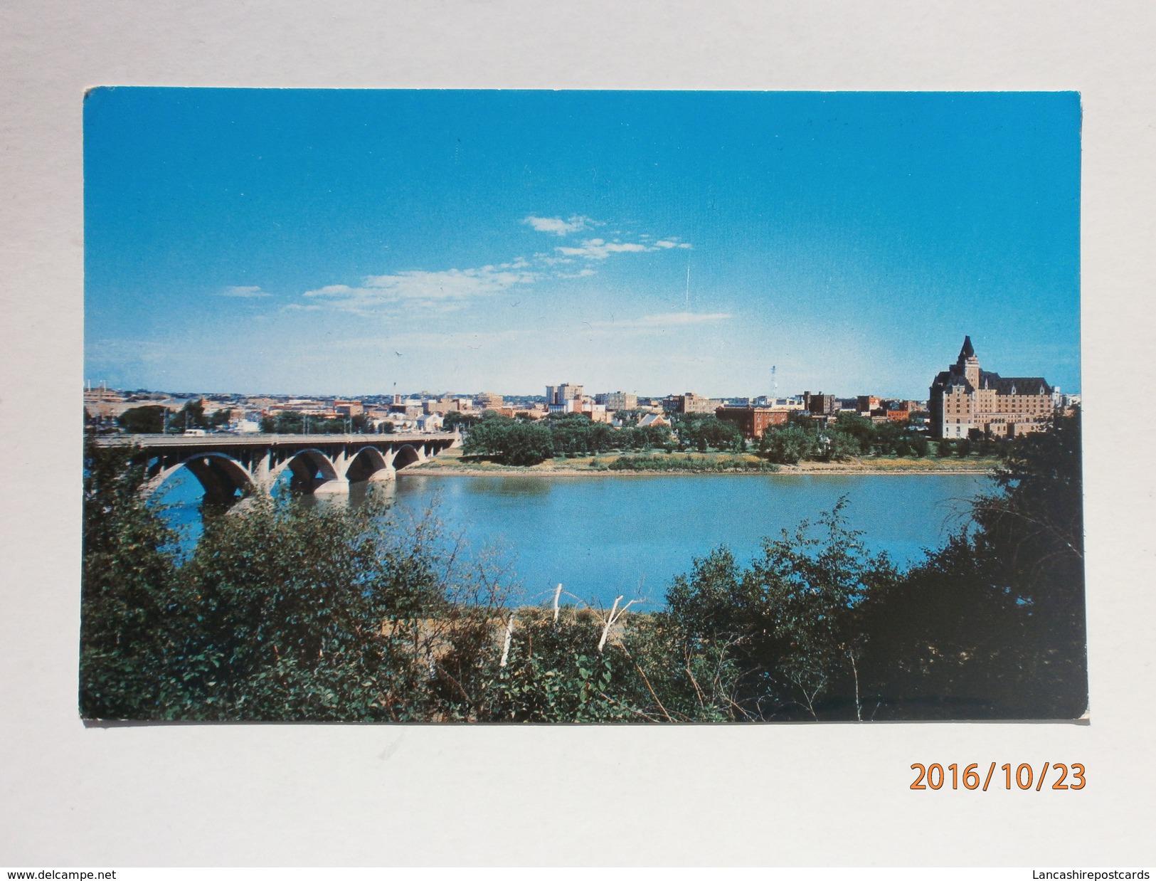 Postcard Saskatoon Saskatchewan Elevated View City Of Bridges And Bessborough Hotel My Ref B102 - Saskatoon