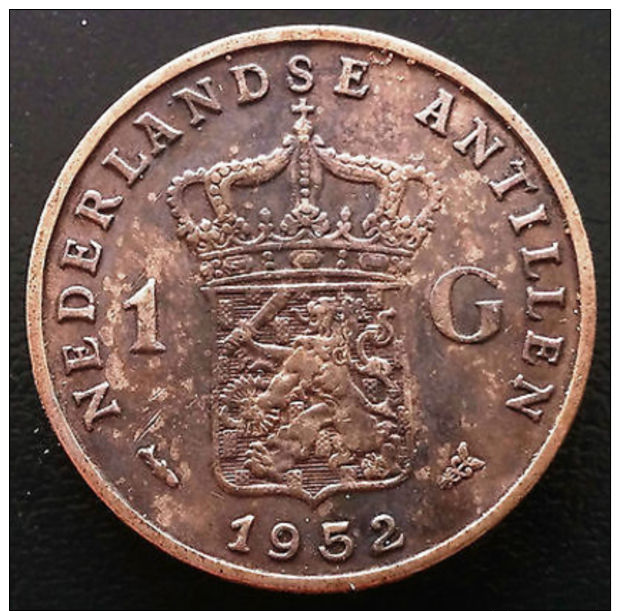 1952 NETHERLANDS ANTILLES 1 GULDEN SILVER COIN - **GREAT CONDITION** D29 - Autres & Non Classés