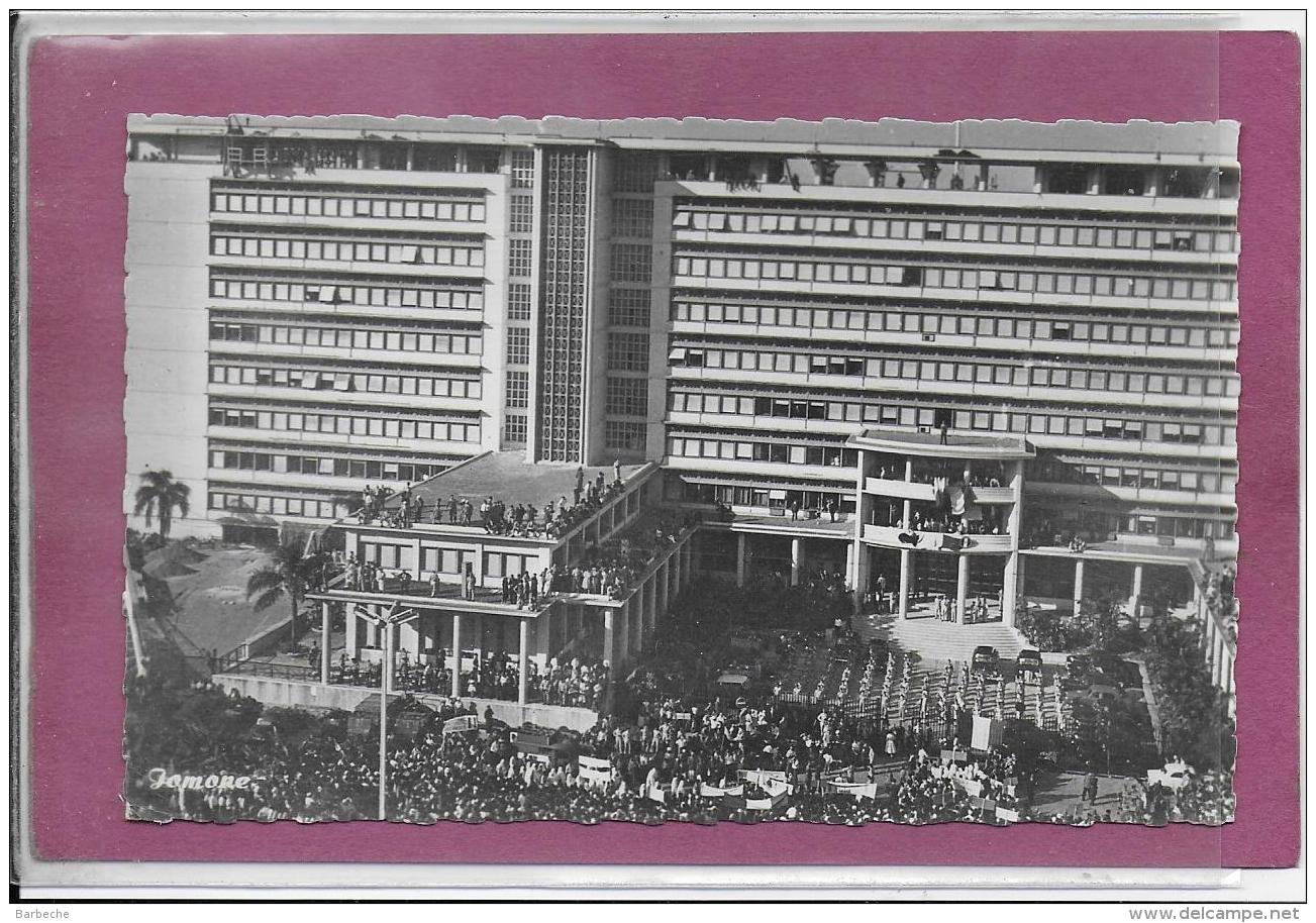 ALGER .- Le Forum Un Jour De Mai 1958 - Algiers