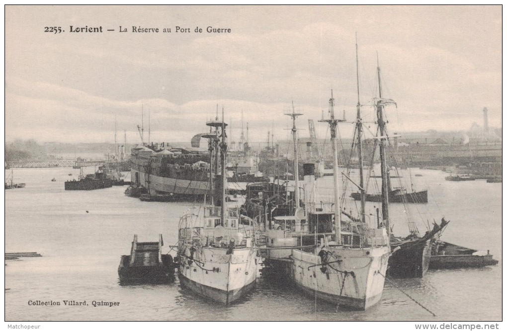 LORIENT -56- LA RESERVE AU PORT DE GUERRE - Lorient