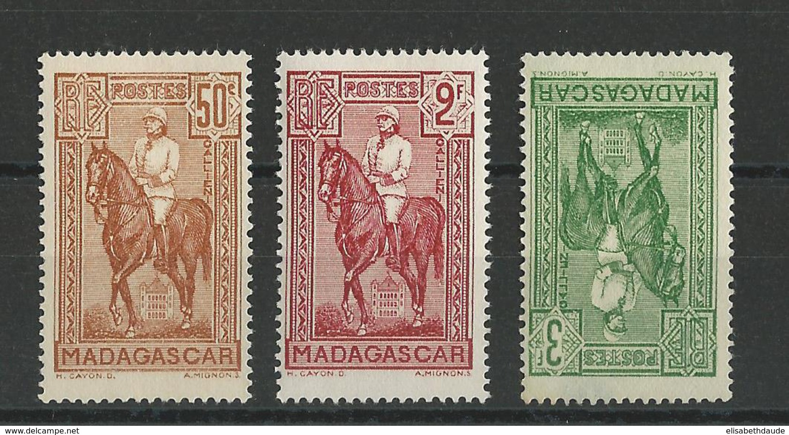 MADAGASCAR - YVERT N° 190/192 * - COTE = 11 EUROS -  CHARNIERE PROPRE SAUF 192 DEFECTUEUX (AMINCI) - Ungebraucht