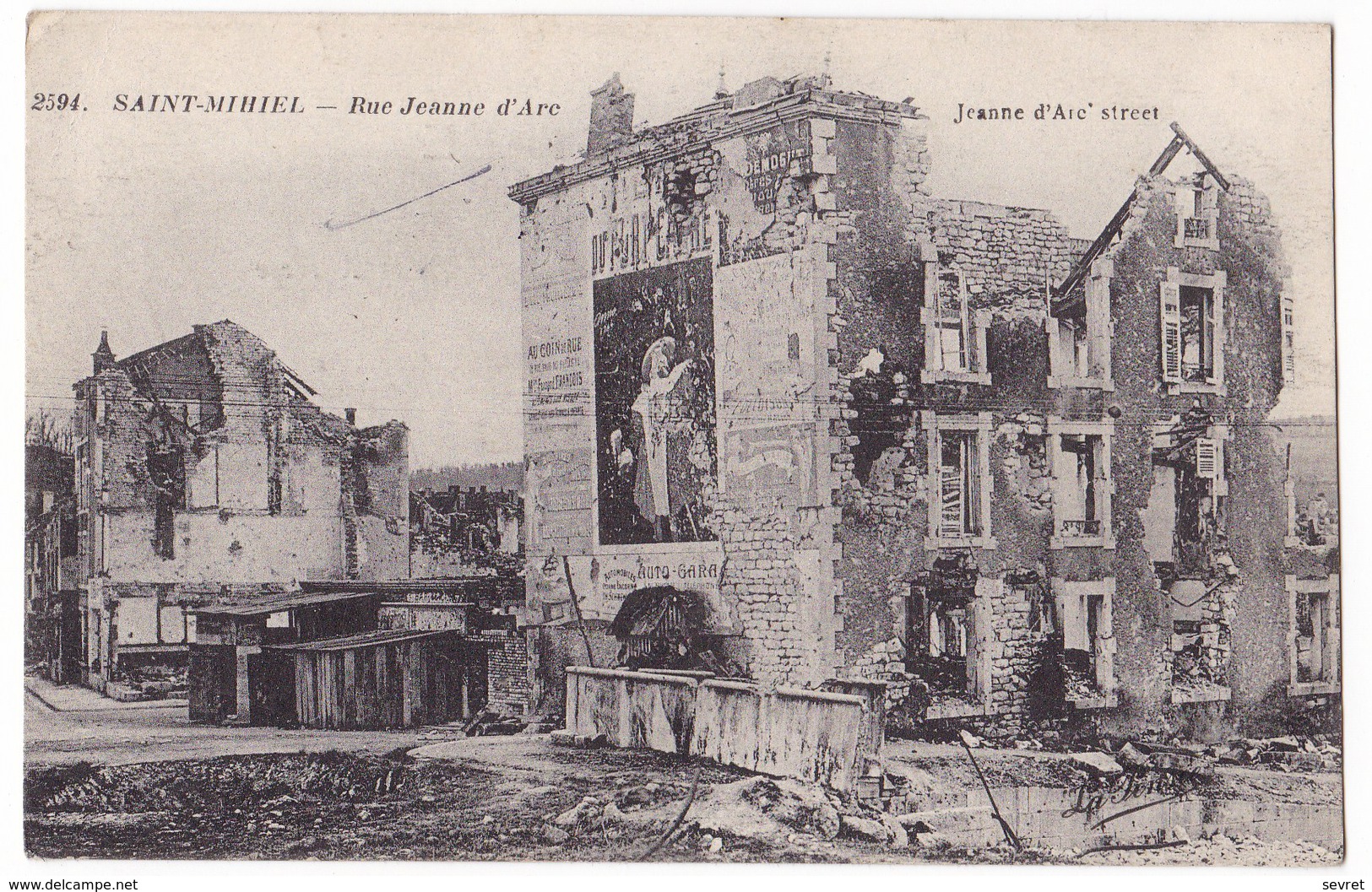 GUERRE 1914- 1918  - SAINT-  MIHIEL  - Rue Jeanne D'Arc. - Saint Mihiel