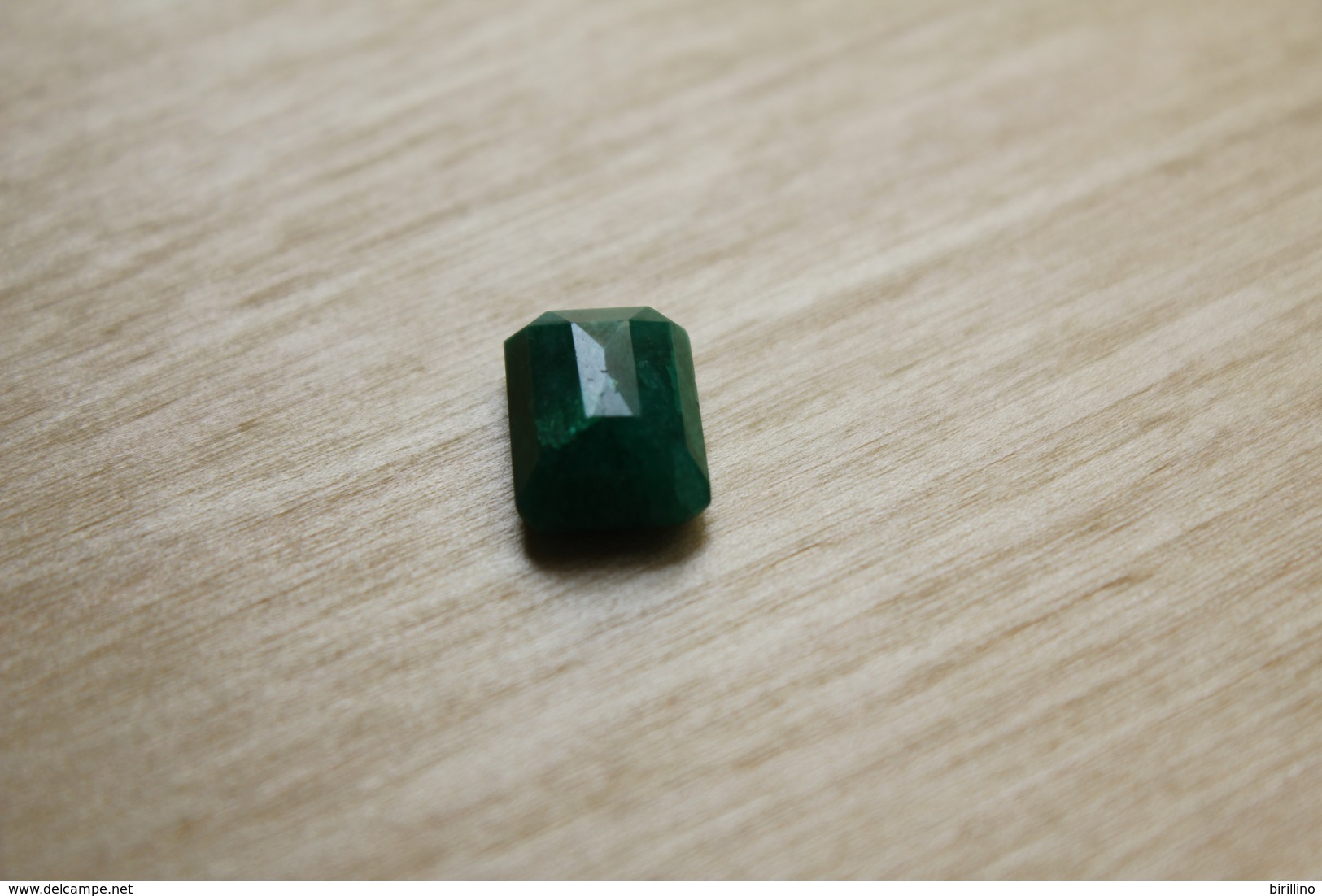 64 - Smeraldo Ct. 6.85 - Smaragd