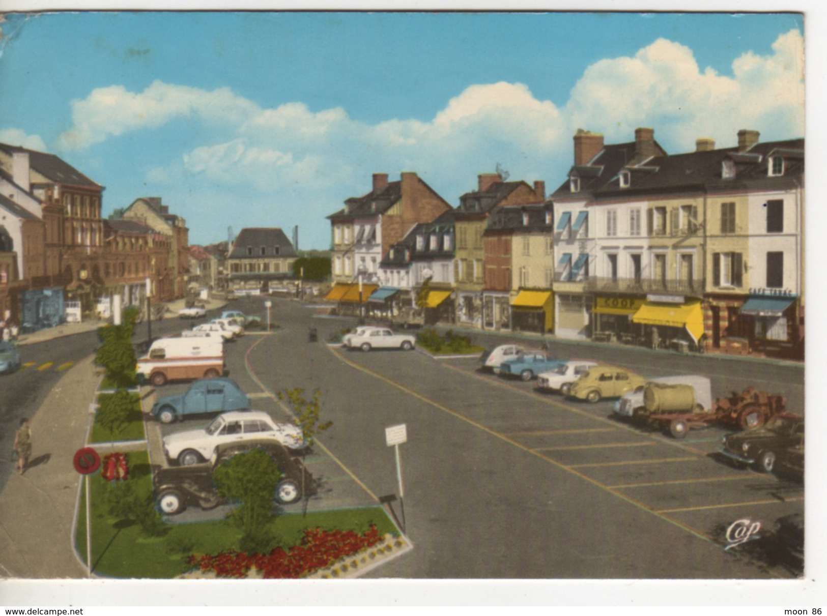 27 - EURE - BEUZEVILLE - LA PMACE VERS L AUBERGE DU COCHON D'OR - VEILLES AUTOMOBILES - 2 CV - - Autres & Non Classés