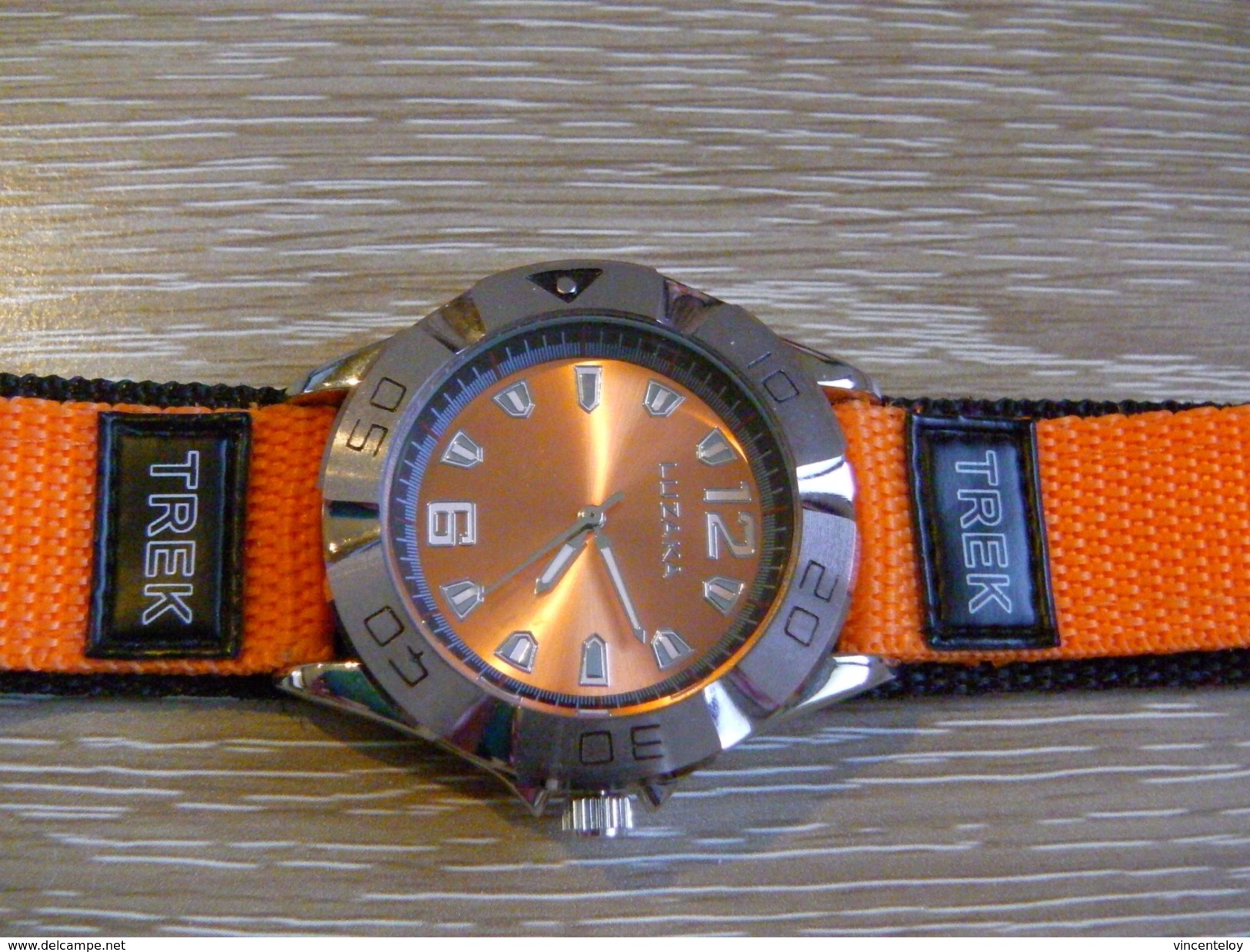 Montre Luzaka Avec Pile - Montres Modernes