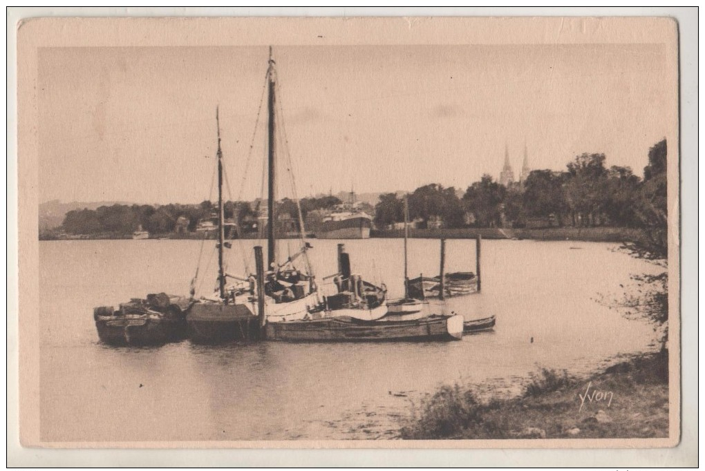 CPA 64. BAYONNE. Bords De L'Adour - Bayonne