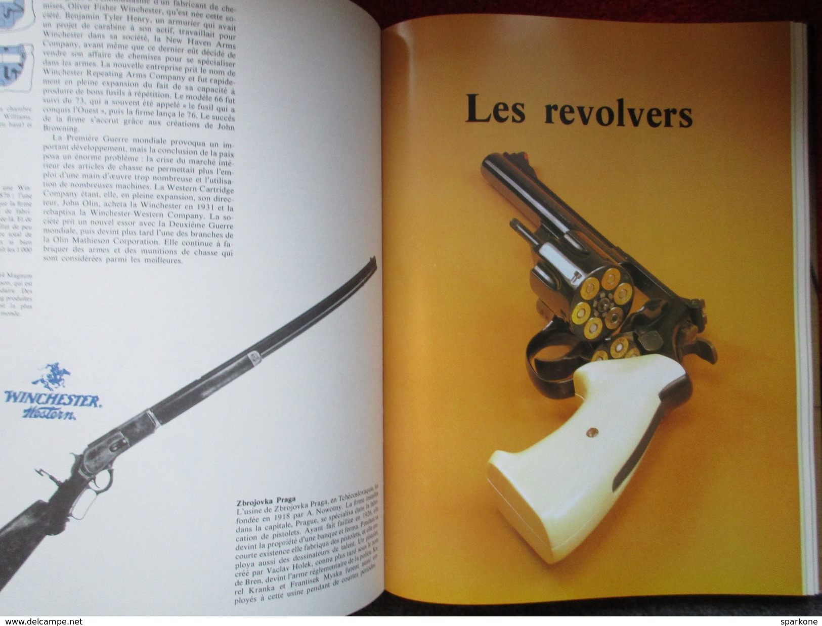 Le monde Fascinant des Armes à feu modernes  (A.J.R Cormack) éditions Gründ de 1979