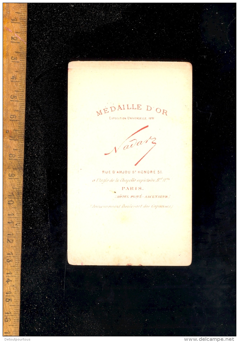 Photographie Carte De Visite CDV : Femme  Avec Coiffe / Photographe NADAR (Felix TOURNACHON) Rue D'Anjou St Honoré PARIS - Antiche (ante 1900)