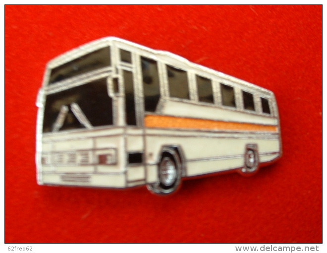 Pin´s AUTOBUS   - EMAIL - Transportation