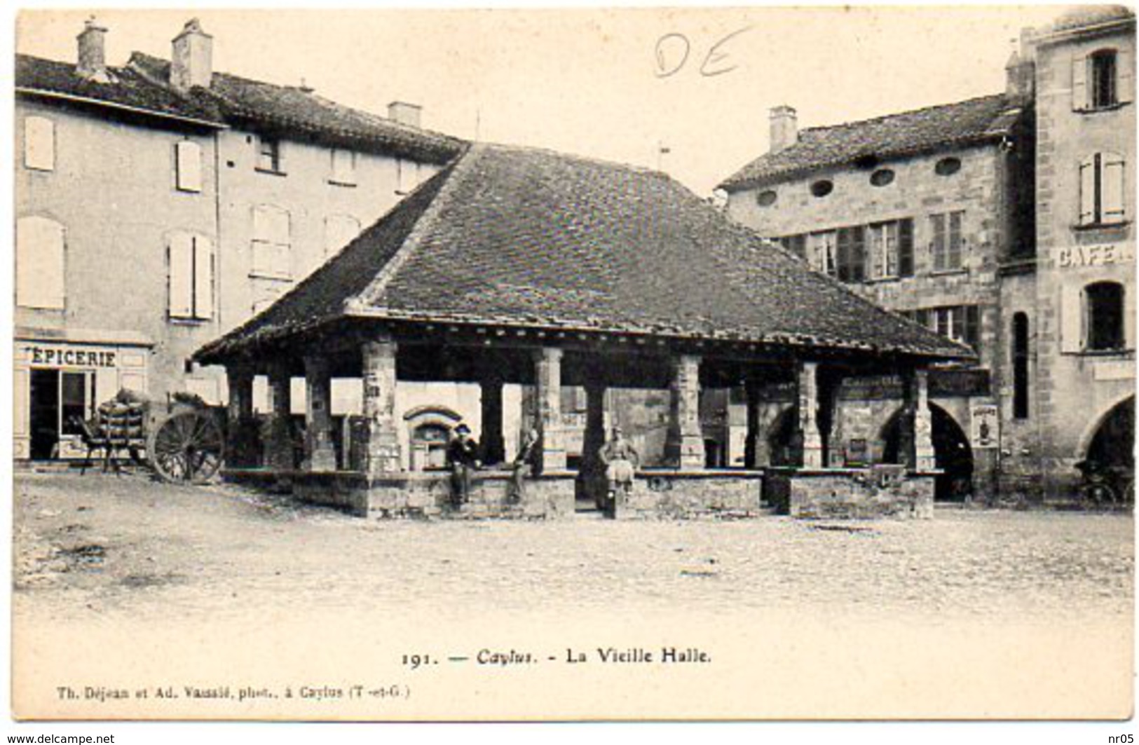 CPA 82 ( Tarn Et Garonne ) - CAYLUS - La Vieille Halle - Caylus
