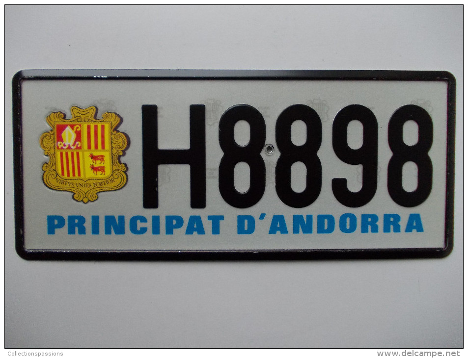 RARE - Plaque D´immatriculation - Principauté D´Andorre - - Nummerplaten