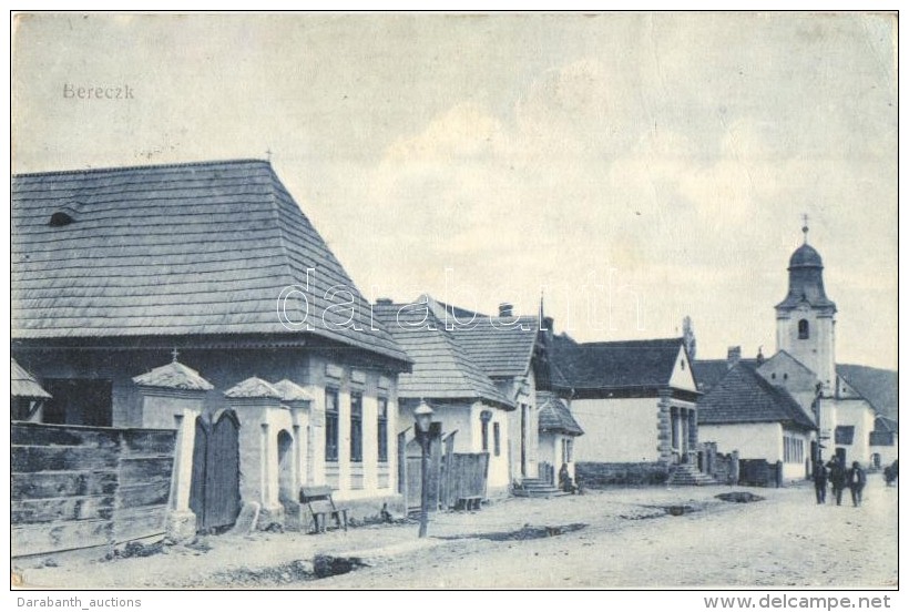 * T2/T3 Bereck, Bretcu; Utcakép, Templom / Street, Church (EK) - Non Classés