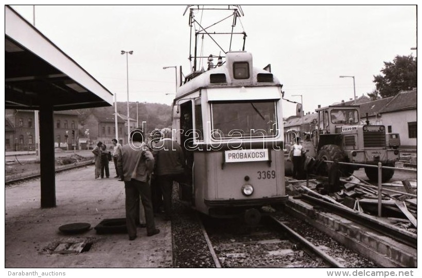 1984 Budapest, Az 1-es Villamos Próbajáraton, 38 Db 24x36 Mm-es Vintage Negatív... - Autres & Non Classés