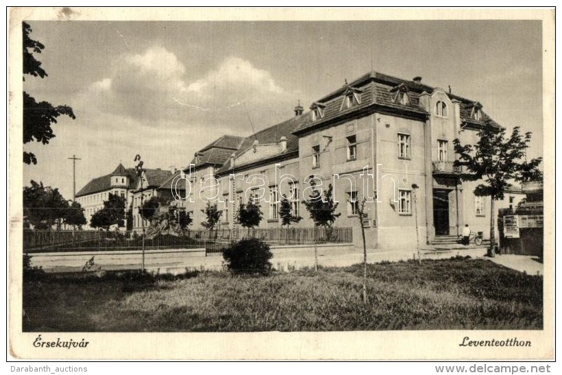 T2/T3 Érsekújvár, Nové Zamky; Leventeotthon /  Building Of The Hungarian Youth... - Non Classificati