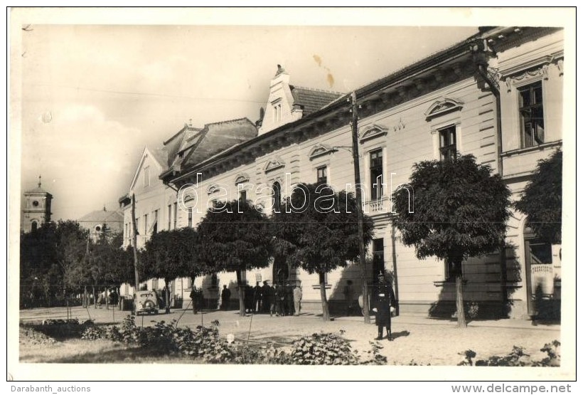 T2 Nagykároly, Carei; Városháza / Town Hall - Non Classés