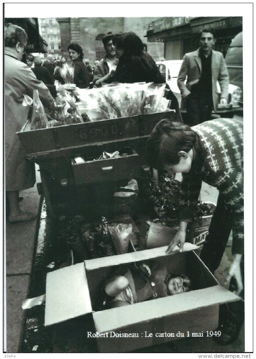 Robert Doisneau - Le Carton Du 1er Mai - CPM  Poster Xxl - - Doisneau