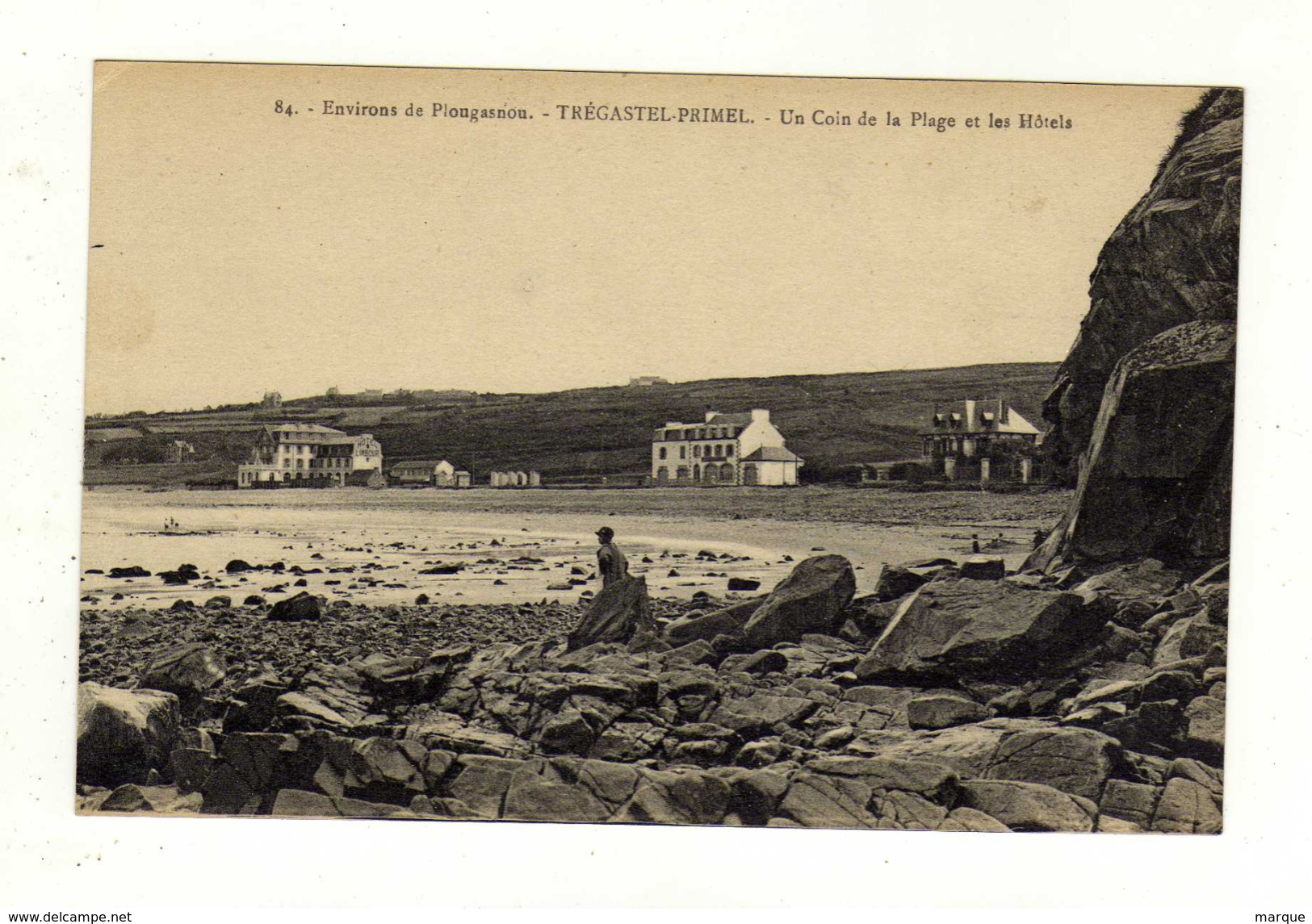 Cpa N° 84 Environs De Plougasnou Trégastel PRIMEL Un Coin De La Plage Et Les Hôtels - Primel