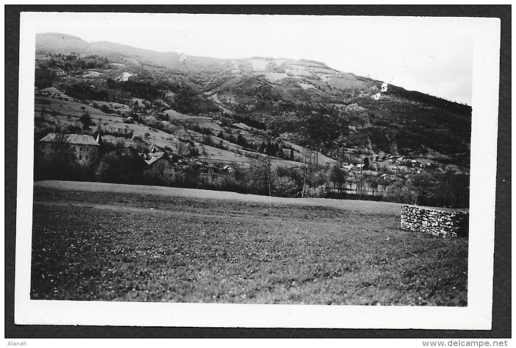 LORNAY Rare Le Village Et Le Château (BL) Haute Savoie (74) - Autres & Non Classés