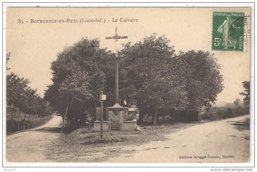 44 - BOURGNEUF-EN-RETZ - Le Calvaire - AN 85 - Bourgneuf-en-Retz