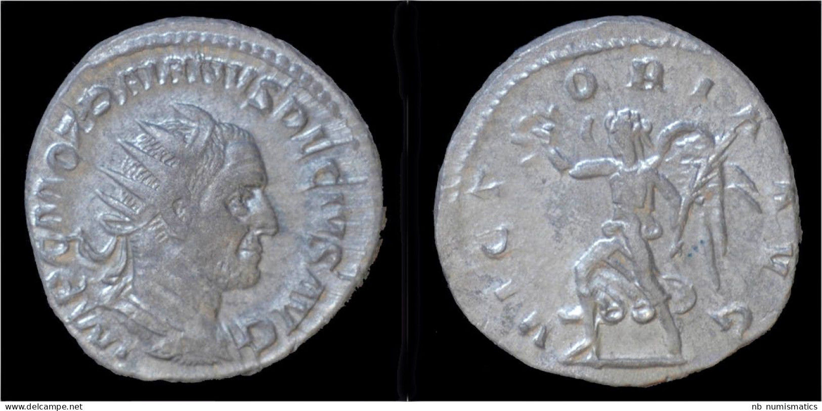 Trajan Decius AR Antoninianus Victory Running Left - L'Anarchie Militaire (235 à 284)