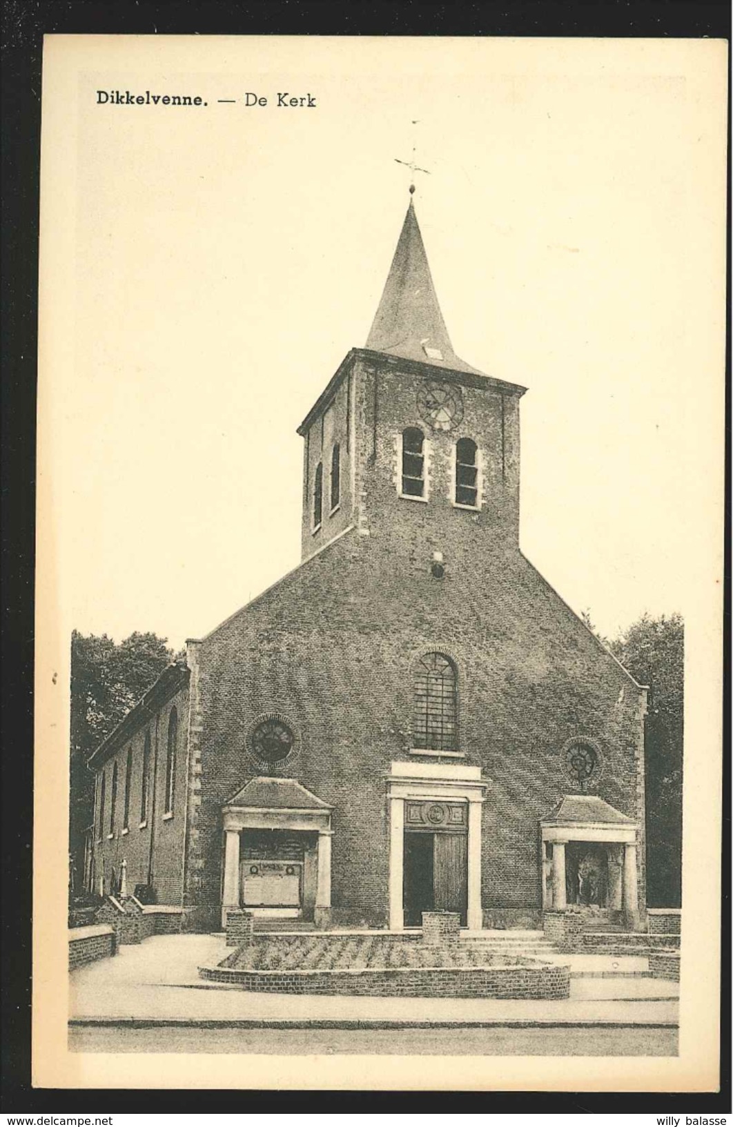 +++ CPA - DIKKELVENNE - De Kerk  // - Gavere